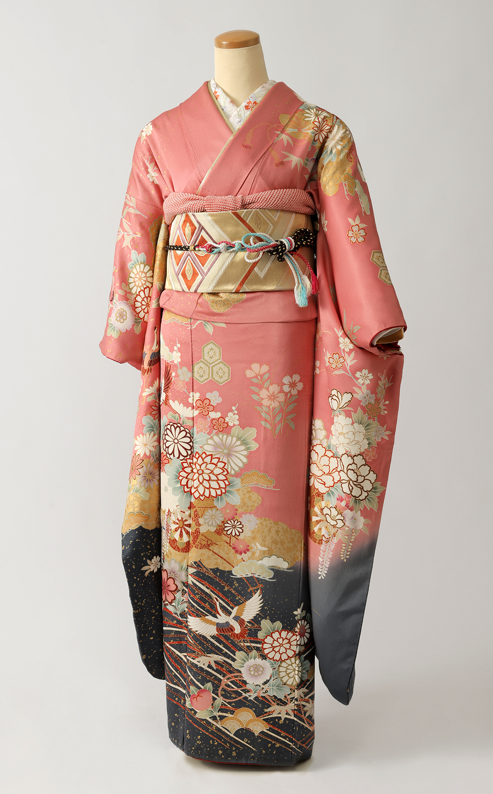 桃花 Momoka 身長155〜165cm